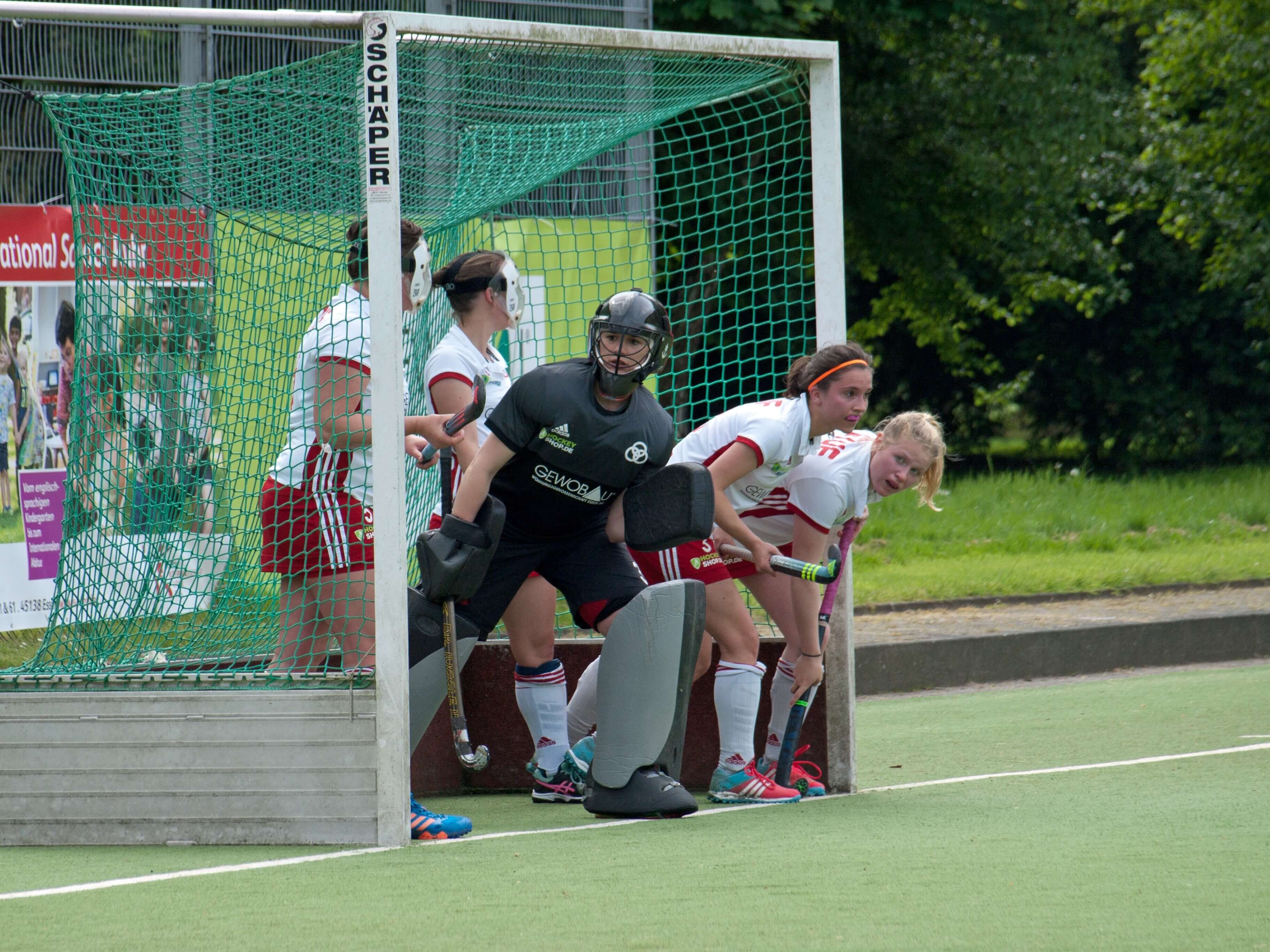 Die 1.Damen stehen in den Startl&ouml;chern f&uuml;r Ihr Heimspiel-Wochenende