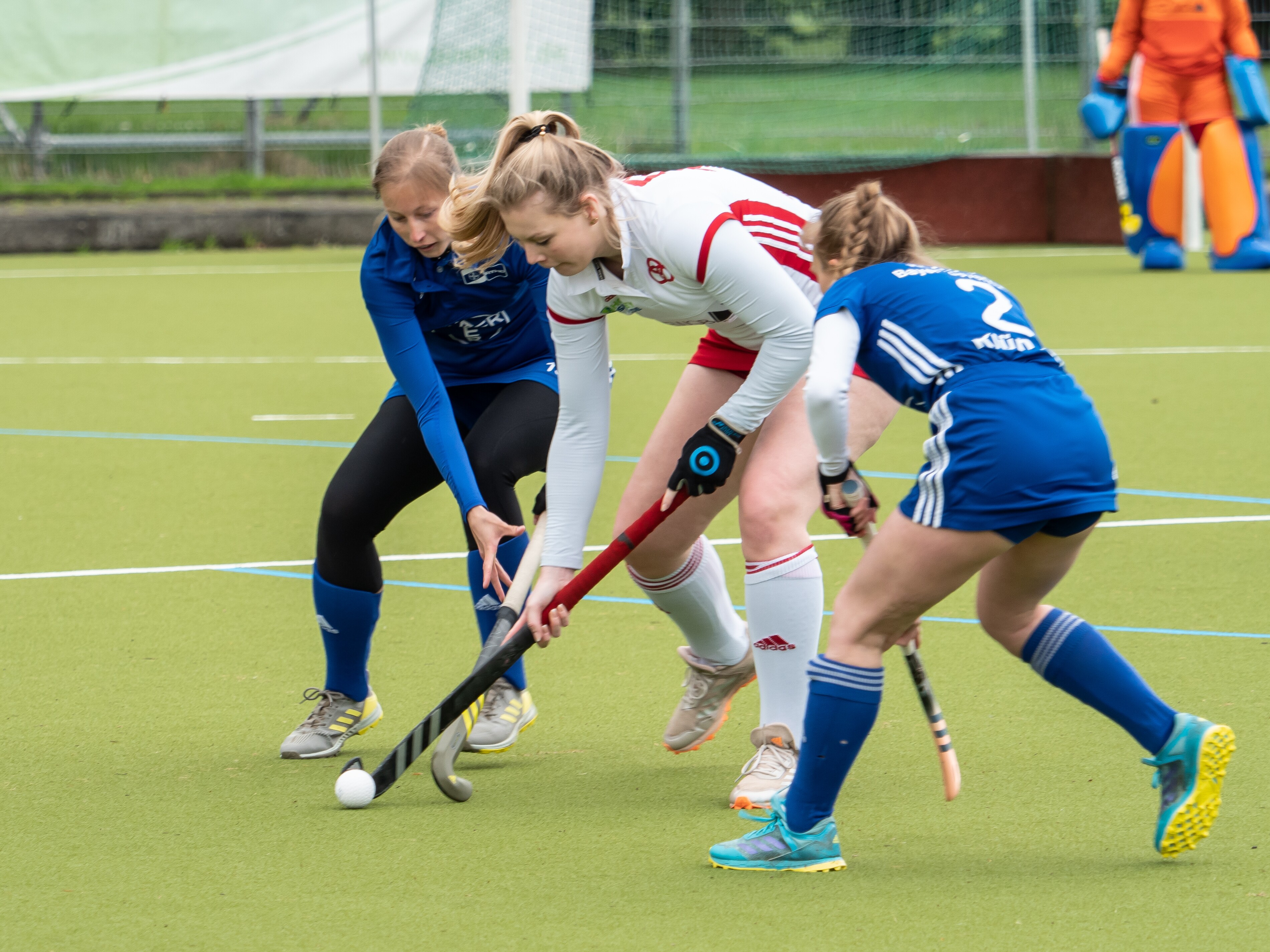 Schoss 3 der 4 Tore: Birthe H&uuml;lser