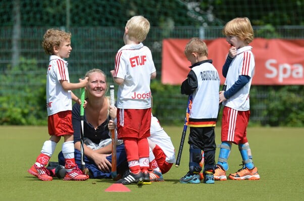 Kibaz: Erste Erfahrungen im Hockeysport