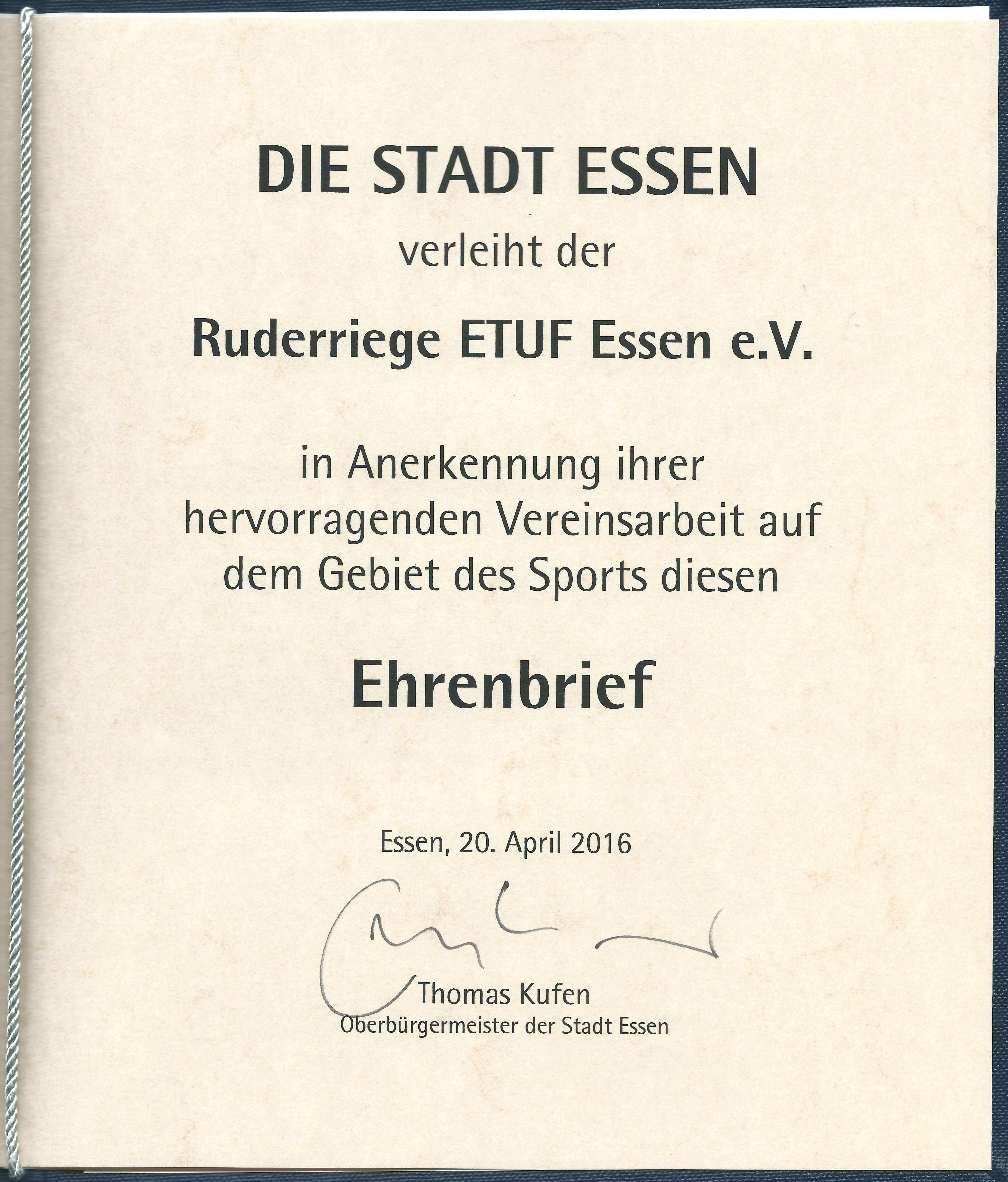 Ruderriege ETUF erh&auml;lt Ehrenbrief der Stadt.